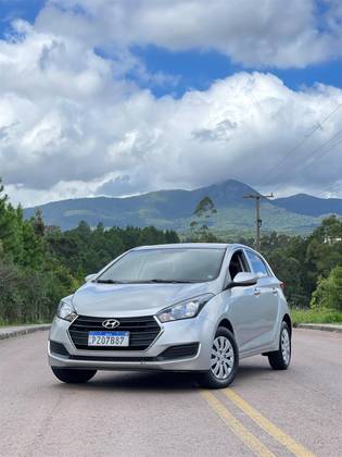 HYUNDAI HB20 1.0 COMFORT 12V FLEX 4P MANUAL